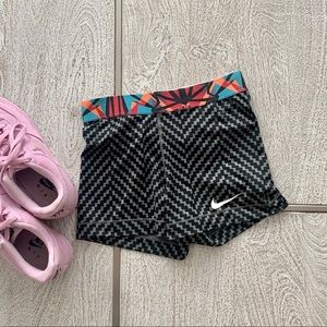 Gray Geometric Nike Spandex